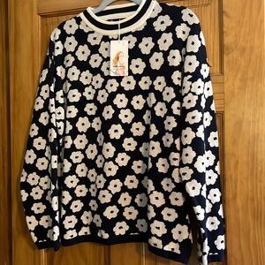 NWT Prettygarden Navy and White floral sweater